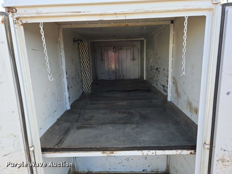 image for item EB1229 2007 Ford F750 semi truck