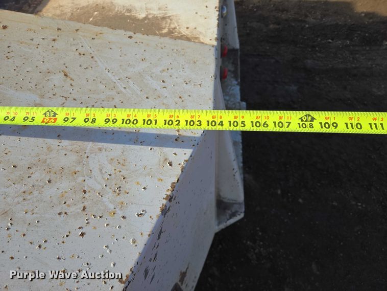 image for item EB1229 2007 Ford F750 semi truck