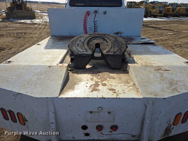 image for item EB1229 2007 Ford F750 semi truck