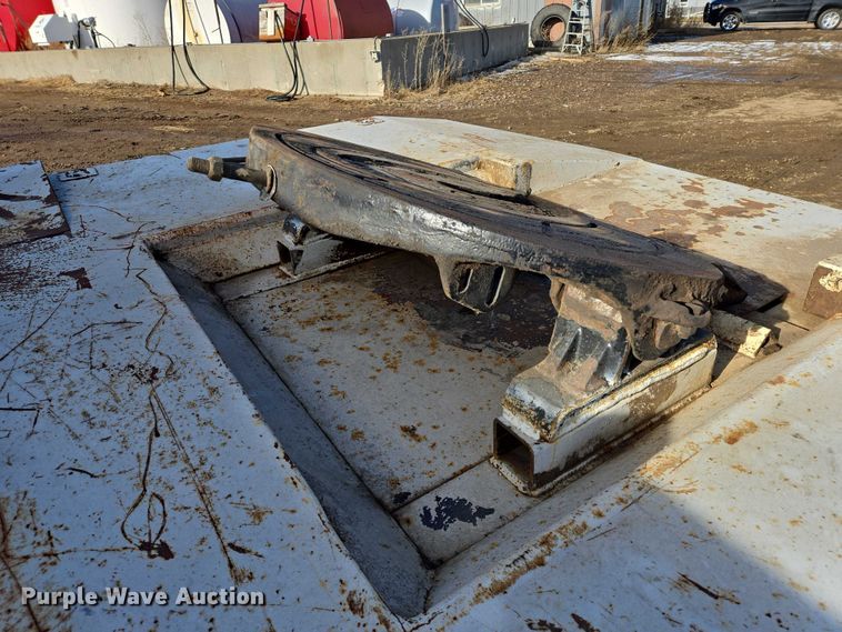 image for item EB1229 2007 Ford F750 semi truck