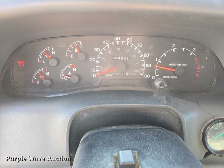 image for item EB1229 2007 Ford F750 semi truck