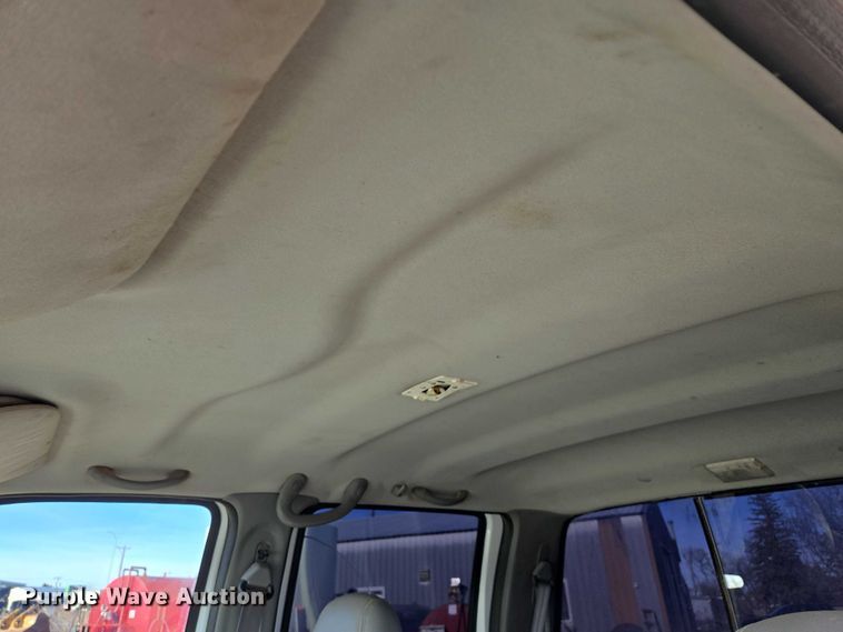 image for item EB1229 2007 Ford F750 semi truck