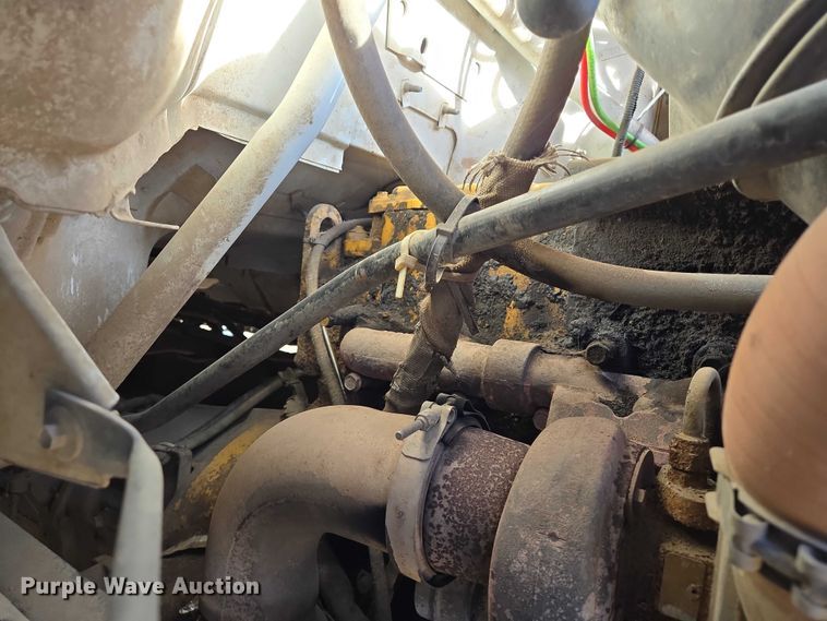 image for item EB1229 2007 Ford F750 semi truck