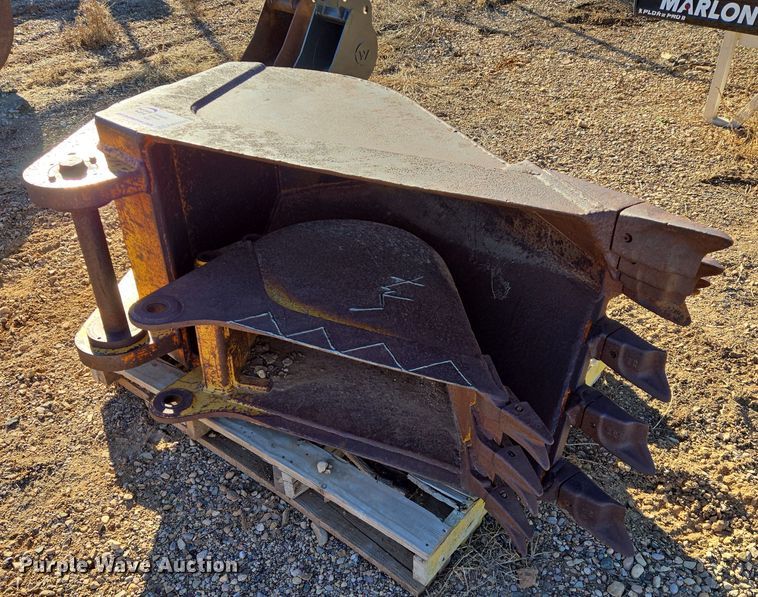 image for item EB1245 (2) excavator buckets