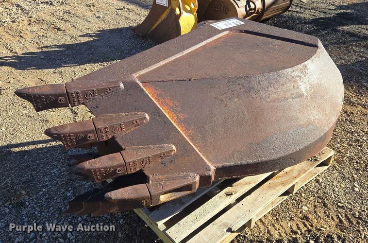 image for item EB1245 (2) excavator buckets