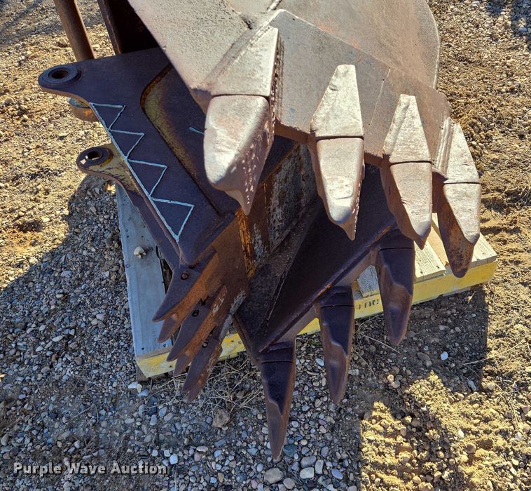 image for item EB1245 (2) excavator buckets