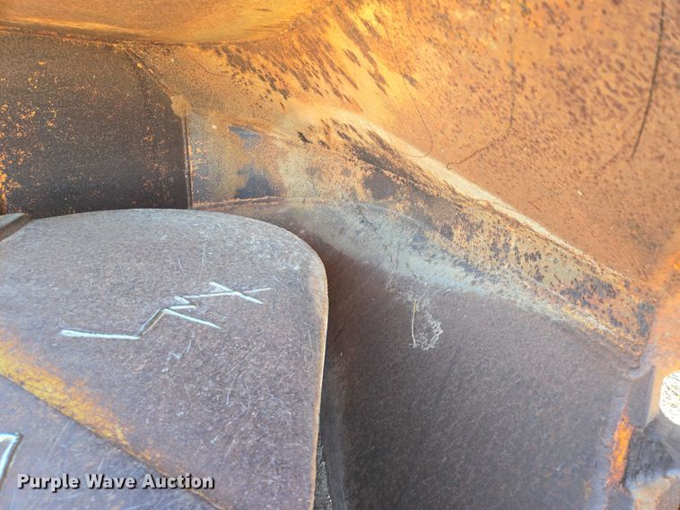 image for item EB1245 (2) excavator buckets