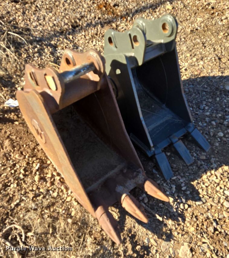 image for item EB1246 (2) Wacker-Neuson Wacker 28Z3 excavator buckets