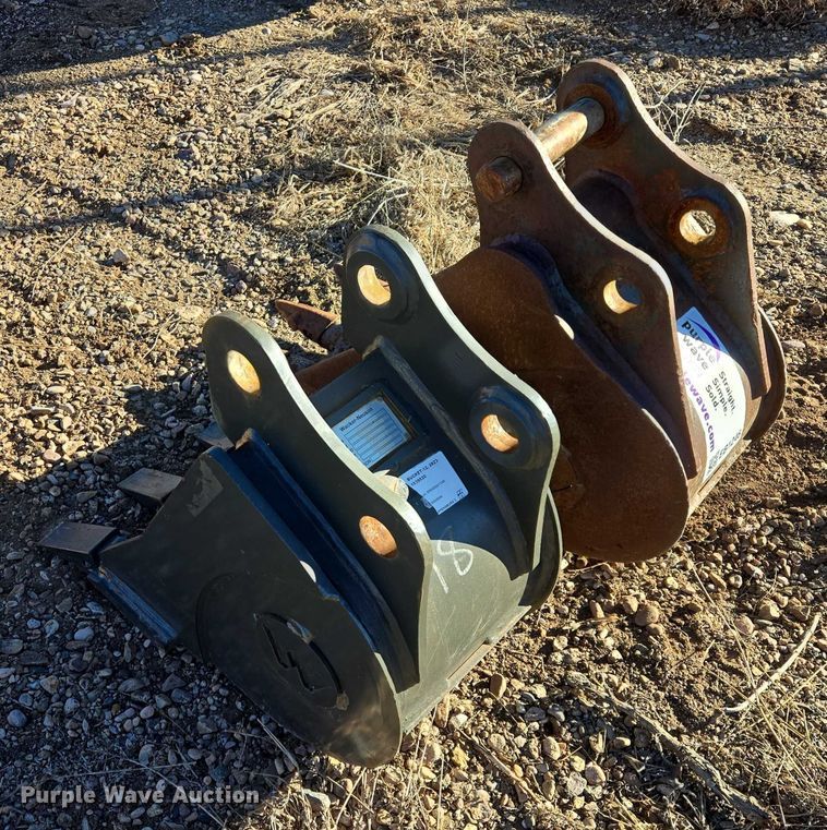 image for item EB1246 (2) Wacker-Neuson Wacker 28Z3 excavator buckets