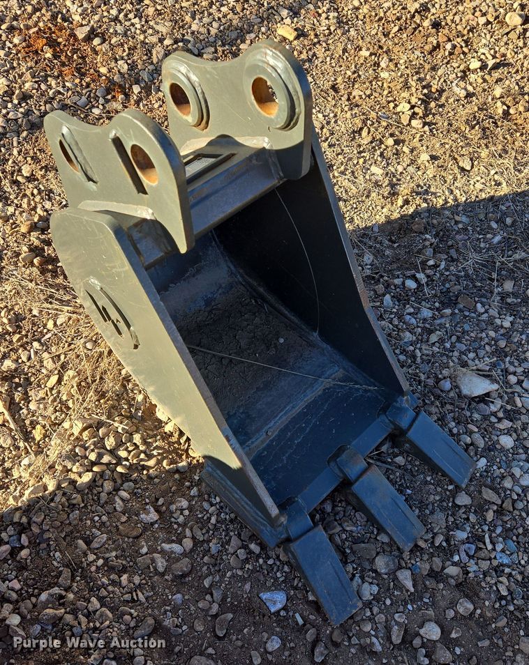 image for item EB1246 (2) Wacker-Neuson Wacker 28Z3 excavator buckets