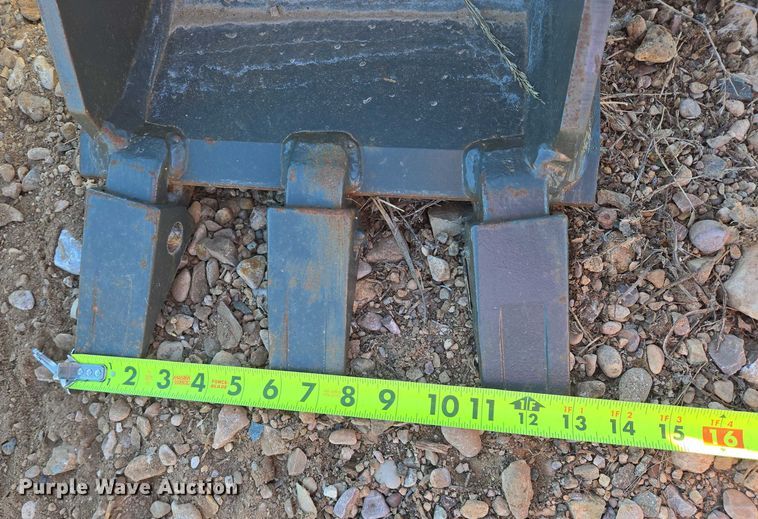 image for item EB1246 (2) Wacker-Neuson Wacker 28Z3 excavator buckets