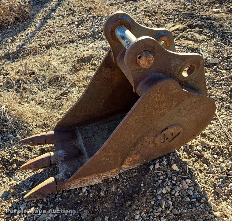 image for item EB1246 (2) Wacker-Neuson Wacker 28Z3 excavator buckets