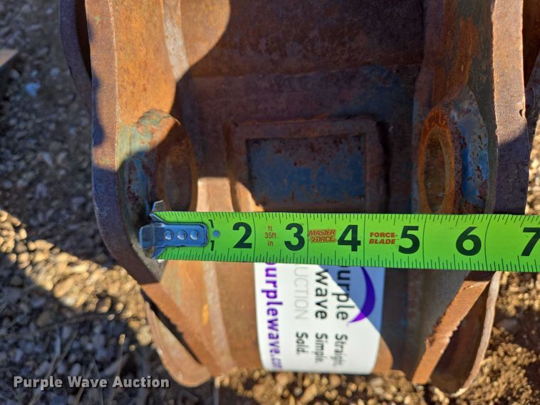 image for item EB1246 (2) Wacker-Neuson Wacker 28Z3 excavator buckets