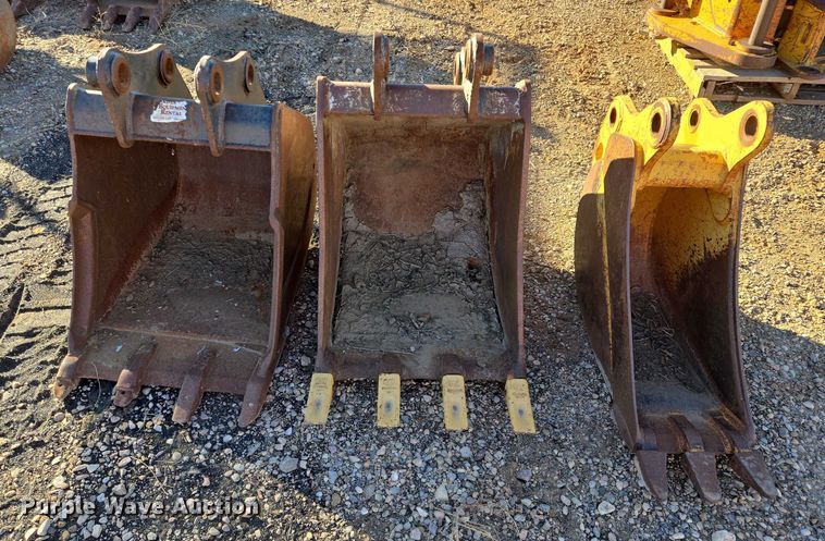image for item EB1247 (3) excavator buckets