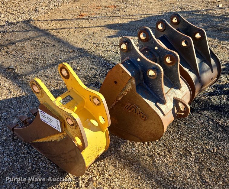 image for item EB1247 (3) excavator buckets