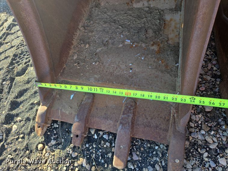 image for item EB1247 (3) excavator buckets