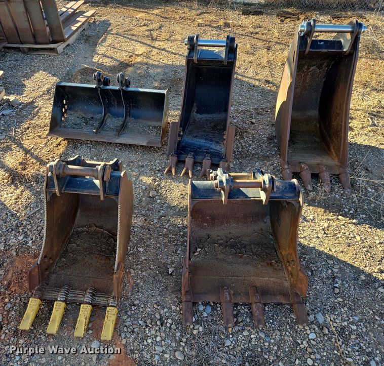 image for item EB1248 (5) Caterpillar excavator buckets