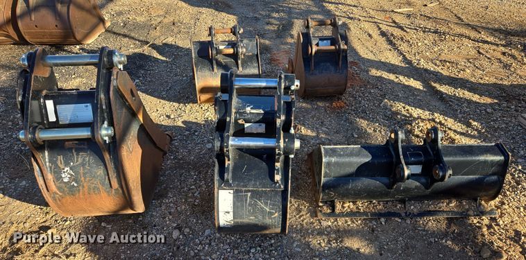 image for item EB1248 (5) Caterpillar excavator buckets
