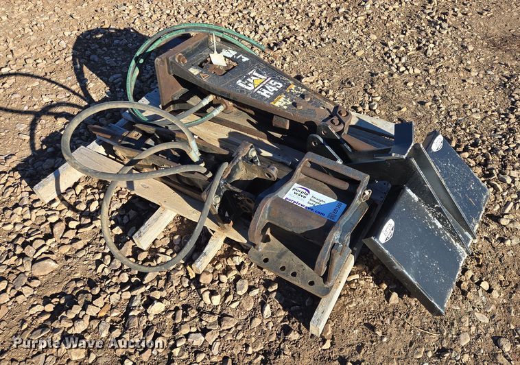 image for item EB1250 (2) Caterpillar breakers