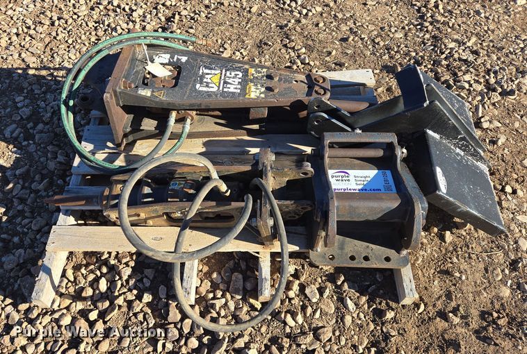 image for item EB1250 (2) Caterpillar breakers