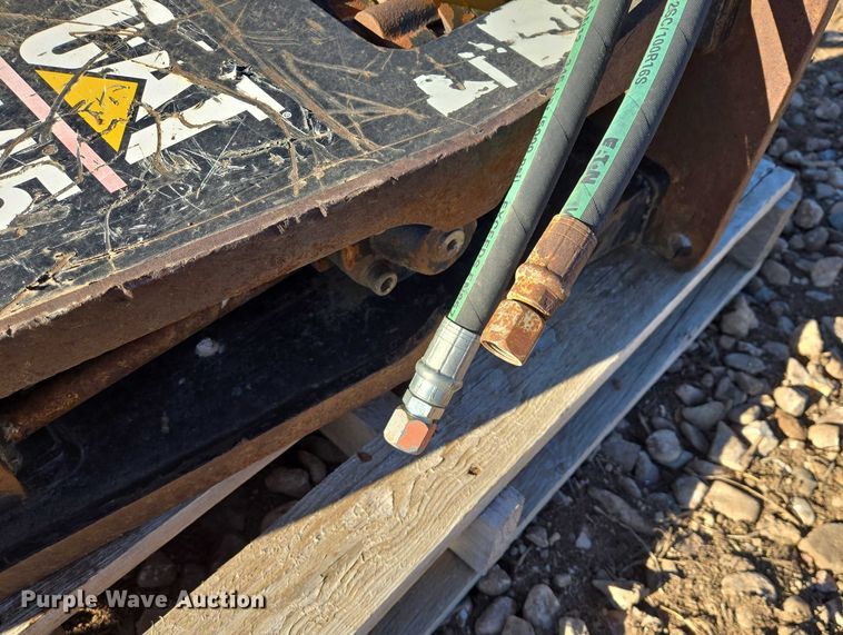 image for item EB1250 (2) Caterpillar breakers