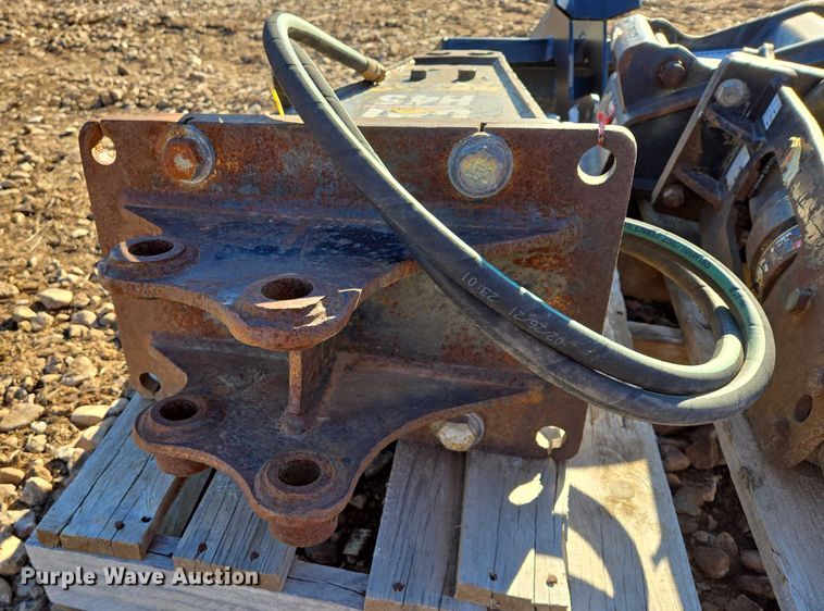 image for item EB1250 (2) Caterpillar breakers