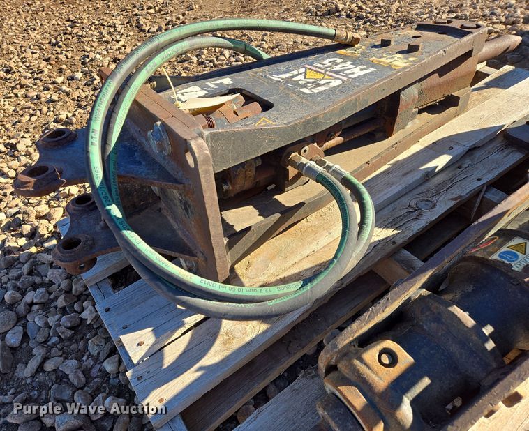 image for item EB1250 (2) Caterpillar breakers