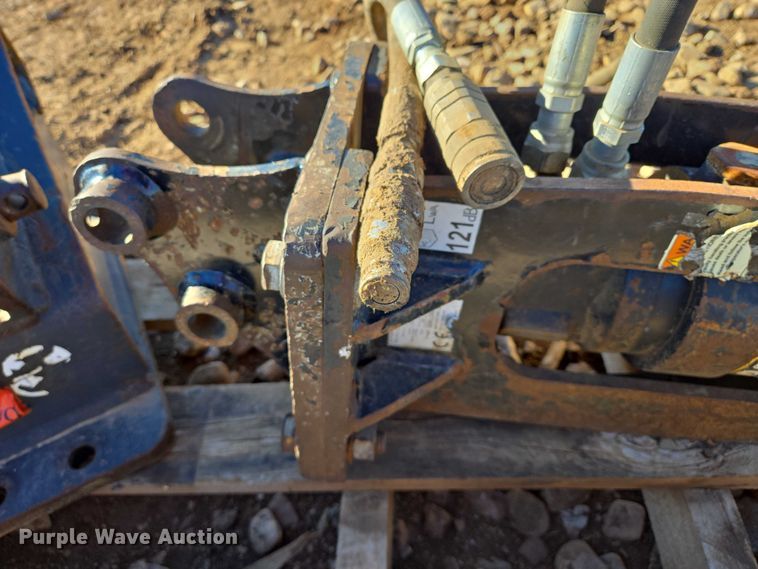 image for item EB1250 (2) Caterpillar breakers