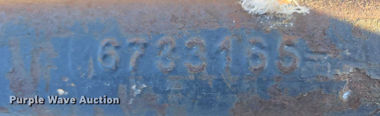 image for item EB1250 (2) Caterpillar breakers