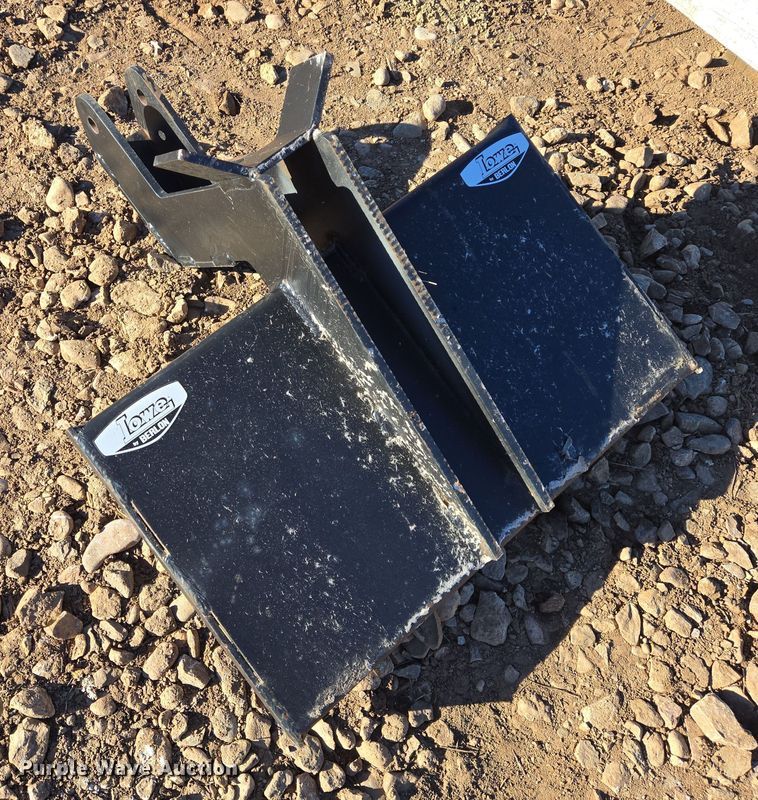 image for item EB1250 (2) Caterpillar breakers