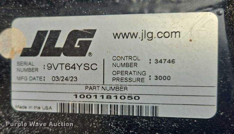 image for item EB1251 2006 JLG 400S boom lift