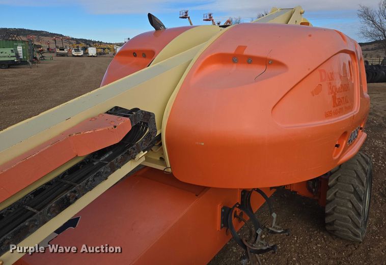 image for item EB1251 2006 JLG 400S boom lift