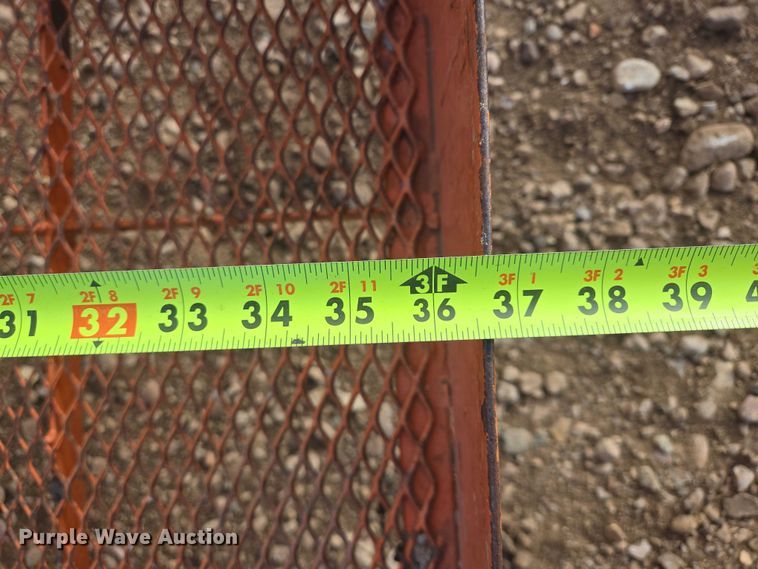 image for item EB1251 2006 JLG 400S boom lift