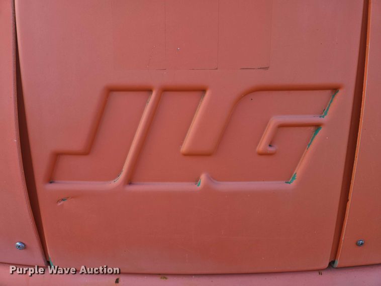image for item EB1251 2006 JLG 400S boom lift
