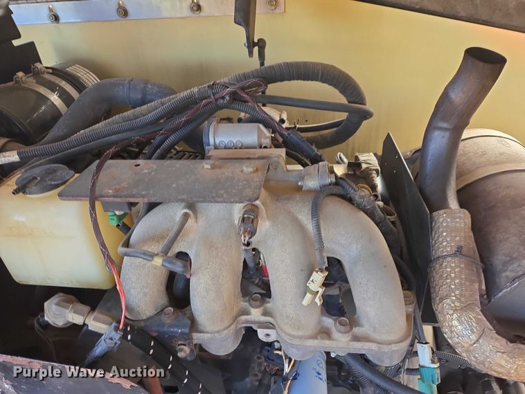 image for item EB1251 2006 JLG 400S boom lift