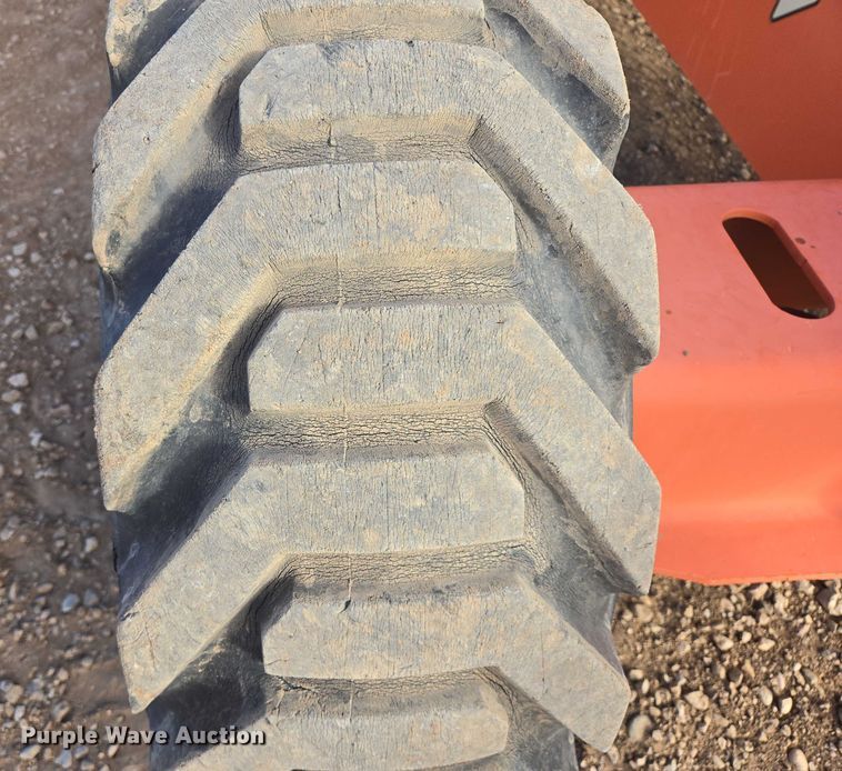 image for item EB1251 2006 JLG 400S boom lift