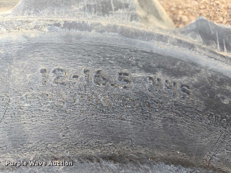 image for item EB1251 2006 JLG 400S boom lift