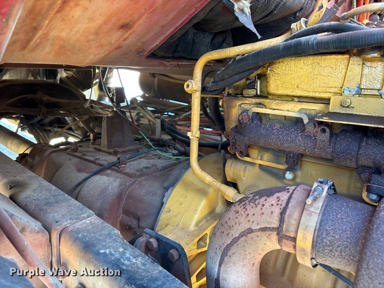 image for item EC3902 1998 Ford LNT8000 crane truck