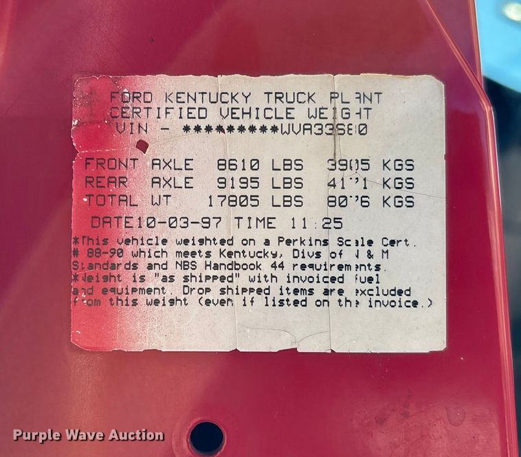 image for item EC3902 1998 Ford LNT8000 crane truck