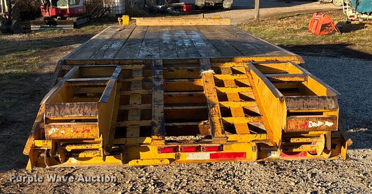 image for item ED2464 1986 Belshe equipment trailer