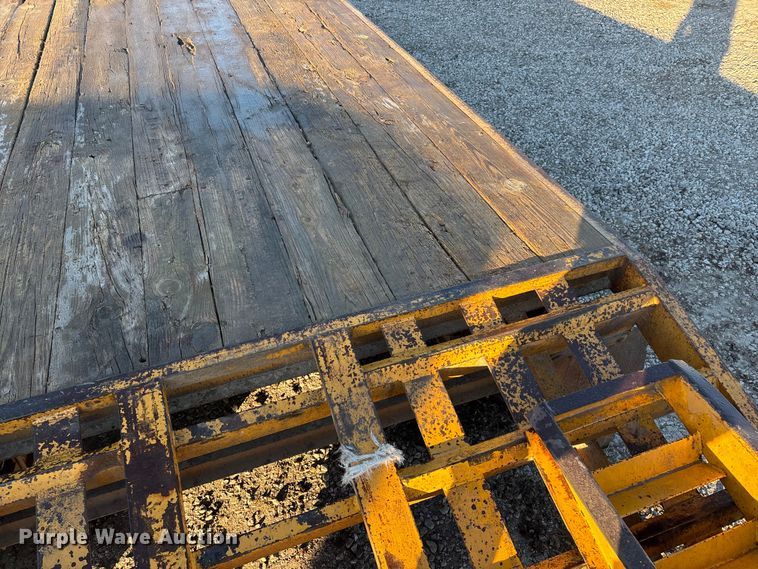 image for item ED2464 1986 Belshe equipment trailer