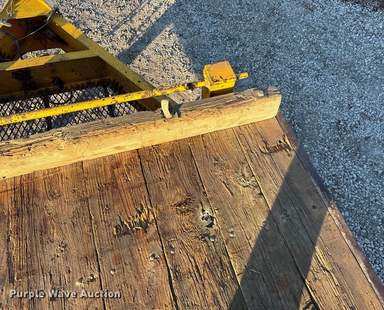 image for item ED2464 1986 Belshe equipment trailer