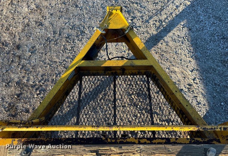 image for item ED2464 1986 Belshe equipment trailer