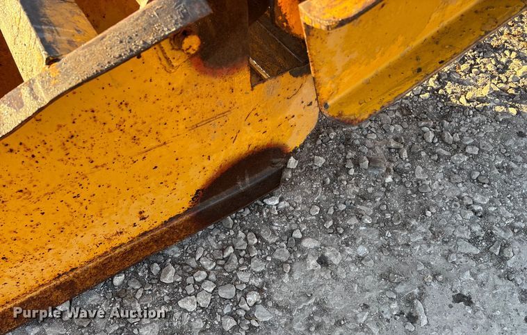 image for item ED2464 1986 Belshe equipment trailer