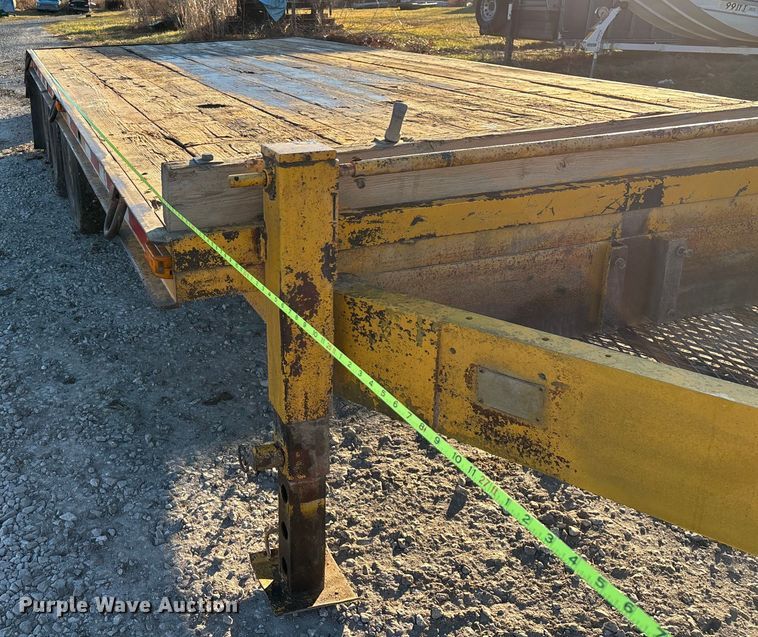 image for item ED2464 1986 Belshe equipment trailer