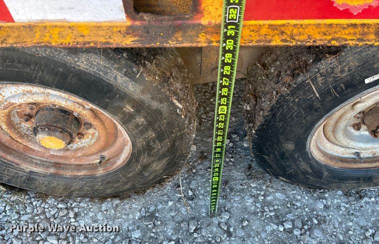 image for item ED2464 1986 Belshe equipment trailer