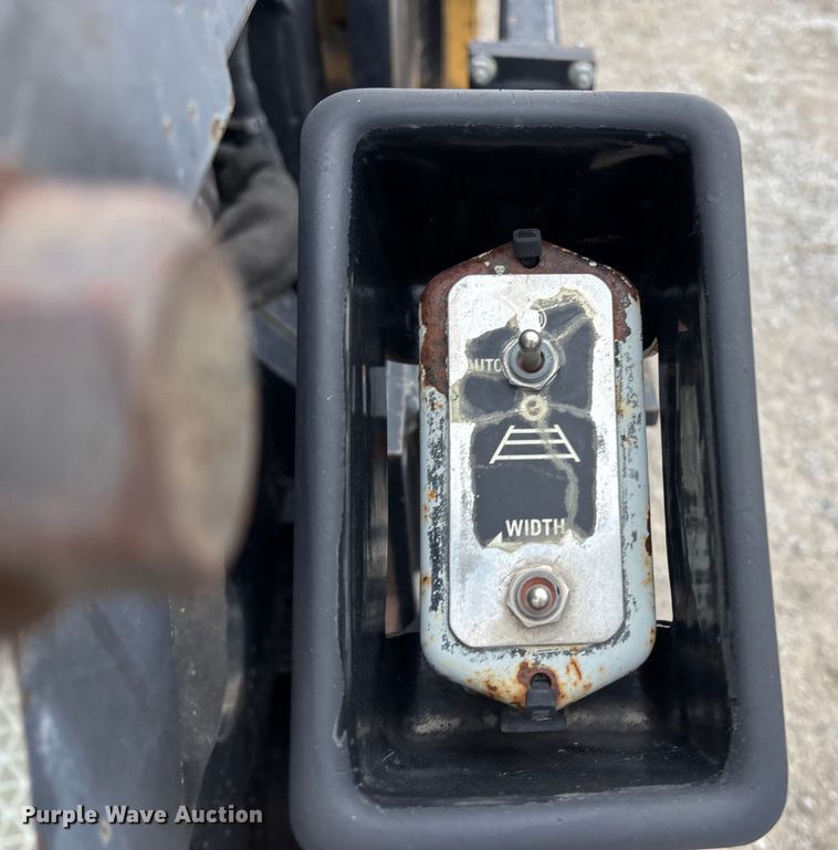 image for item ED5095 Caterpillar AP-650B paver