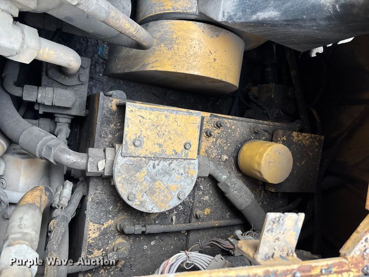 image for item ED5095 Caterpillar AP-650B paver