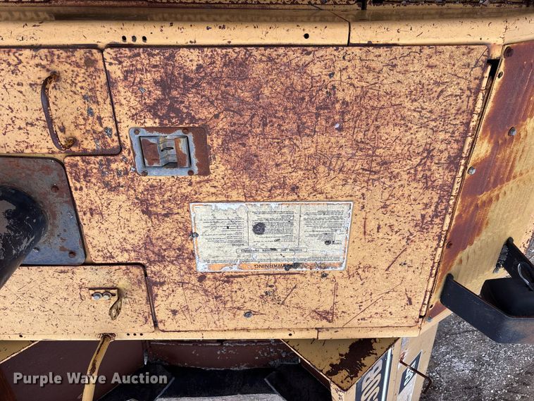 image for item ED5095 Caterpillar AP-650B paver