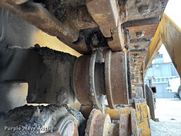 image for item ED5095 Caterpillar AP-650B paver